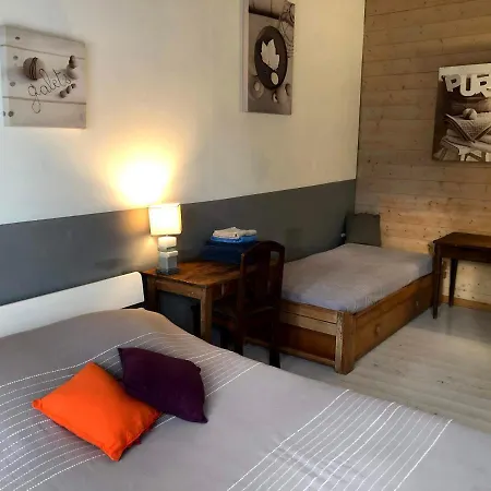 Hotel Les Nuits Bleues